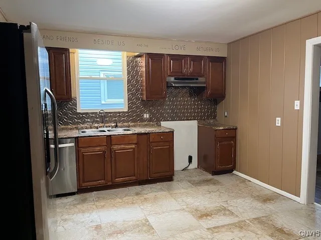 $205,500 | 119 Pleasant Street, Utica, NY 13501