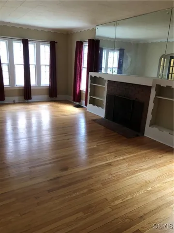 $205,500 | 119 Pleasant Street, Utica, NY 13501