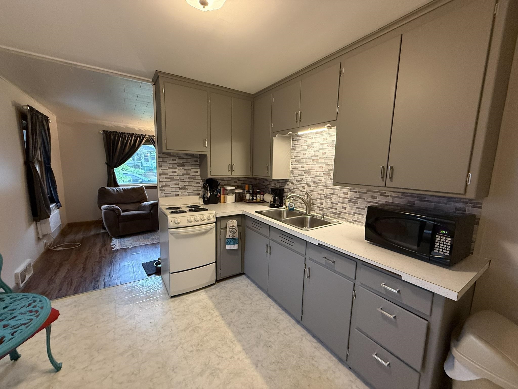 424 East Carroll Street Portage, WI 53901 - Photo 12 of 34