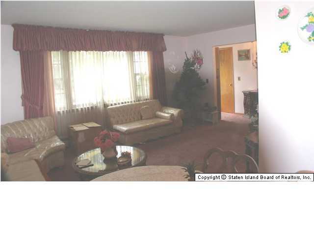 46 Chelsea Street Staten Island, NY 10307 - Photo 5 of 8 Additional Photo