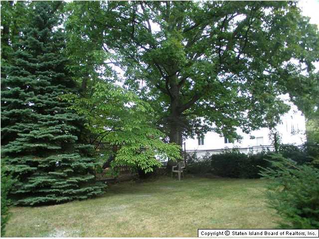 46 Chelsea Street Staten Island, NY 10307 - Photo 8 of 8 Additional Photo