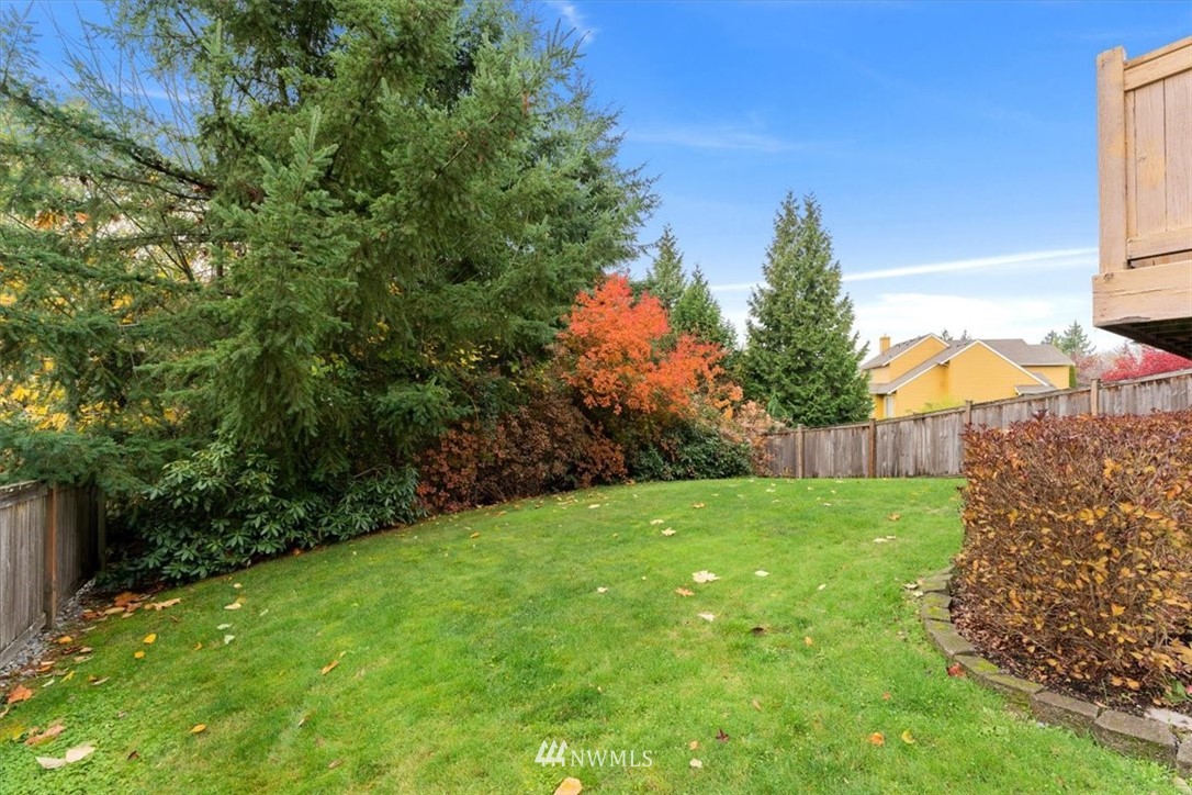 18346 Rainier View Road Southeast Monroe, WA 98272 - Photo 32 of 40 a view of a back yard