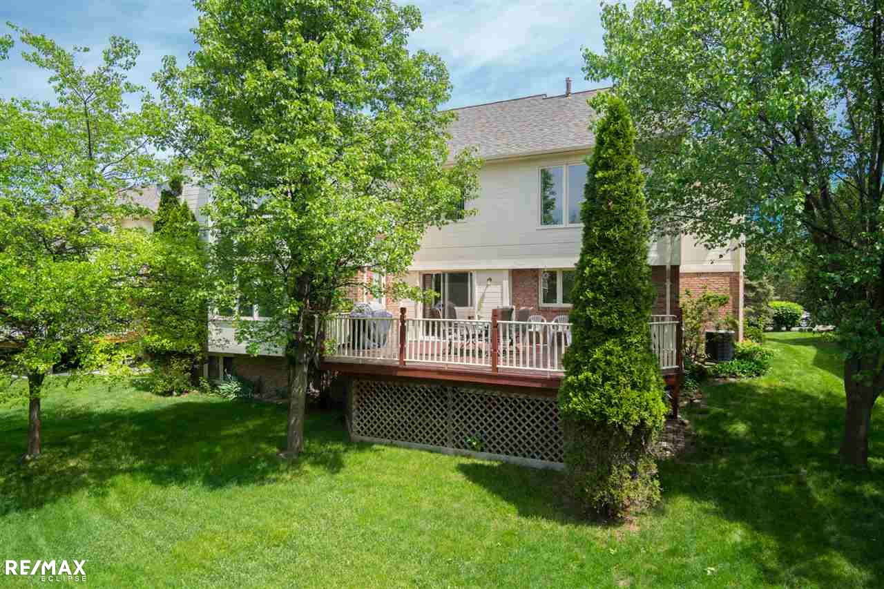 1694 Chase Drive Rochester, MI 48307 - Photo 33 of 47 31320393-32.JPG