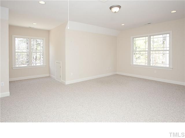 3212 Signature Lane Raleigh, NC 27606 - Photo 11 of 12 Gallery Image 11