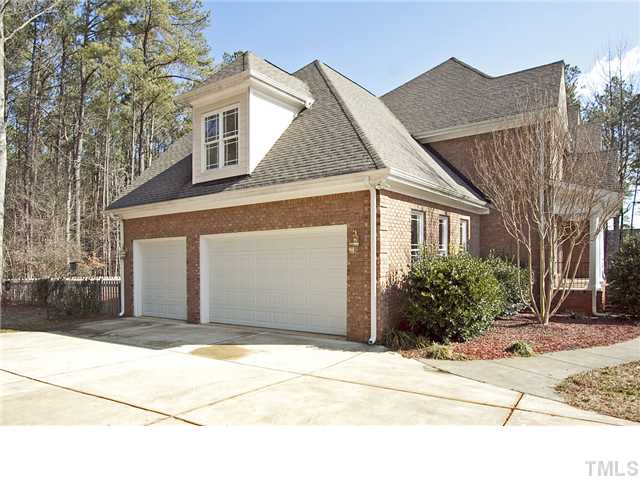3212 Signature Lane Raleigh, NC 27606 - Photo 2 of 12 Gallery Image 2