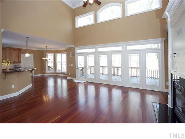 3212 Signature Lane Raleigh, NC 27606 - Photo 4 of 12 Gallery Image 4