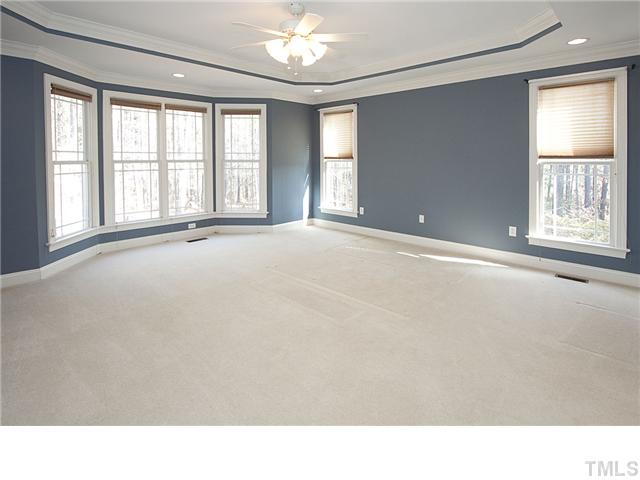 3212 Signature Lane Raleigh, NC 27606 - Photo 9 of 12 Gallery Image 9