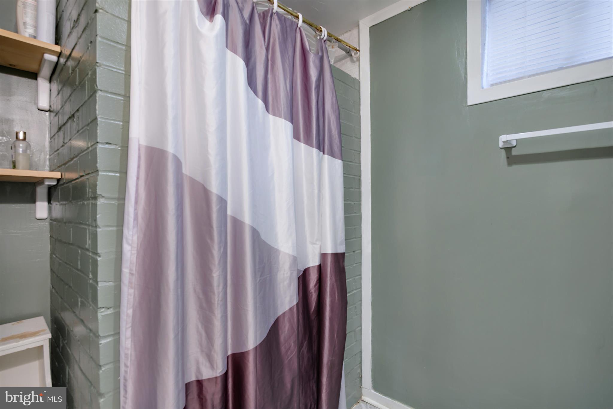 5401 Kenmont Road Oxon Hill, MD 20745 - Photo 33 of 39