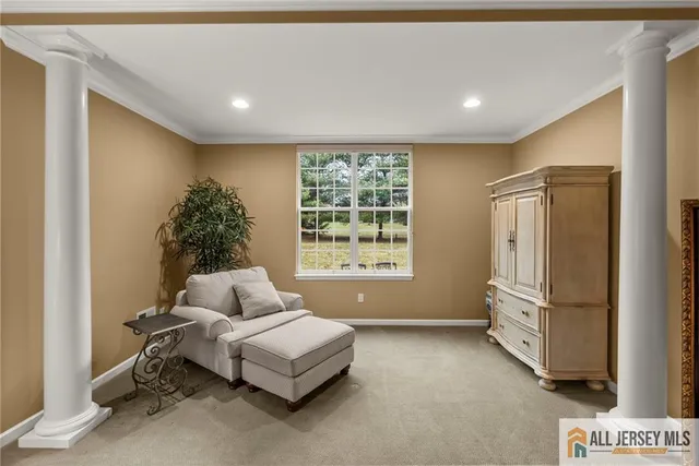 $875,000 | 6 Edgemere Drive, Kendall Park, NJ 08824