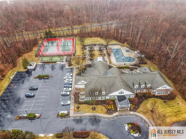 $875,000 | 6 Edgemere Drive, Kendall Park, NJ 08824