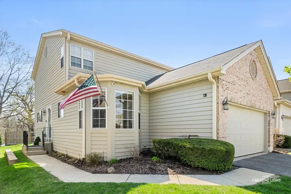$450,000 | 36 Townsend Drive, Naperville, IL 60565