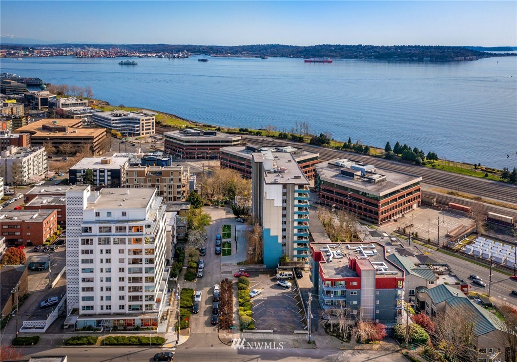 507 West Mercer Street, Unit 603 Seattle, WA 98119 - Photo 21 of 21 a city view with tall buildings