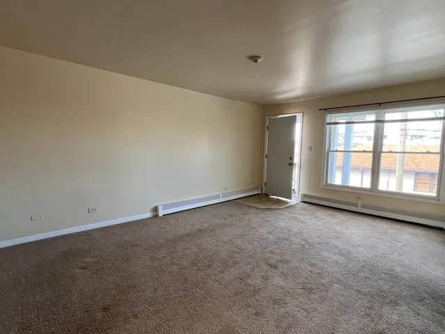 $1,550 | 4340 Wilson Avenue, Unit 5, Downers Grove, IL 60515