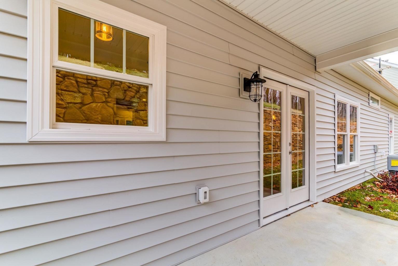 4257 Daugherty Road Salem, VA 24153 - Photo 16 of 37 a view of front door