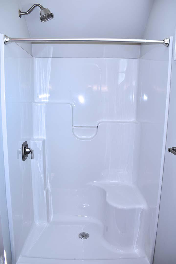 4257 Daugherty Road Salem, VA 24153 - Photo 32 of 37 a bathroom with a shower and a bath tub