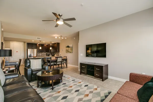 $2,400 | 5450 East Deer Valley Drive, Unit 4173, Phoenix, AZ 85054