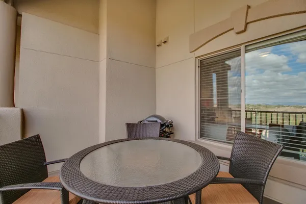 $2,400 | 5450 East Deer Valley Drive, Unit 4173, Phoenix, AZ 85054