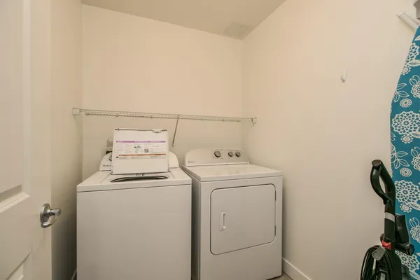 $2,400 | 5450 East Deer Valley Drive, Unit 4173, Phoenix, AZ 85054