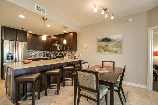 $2,400 | 5450 East Deer Valley Drive, Unit 4173, Phoenix, AZ 85054