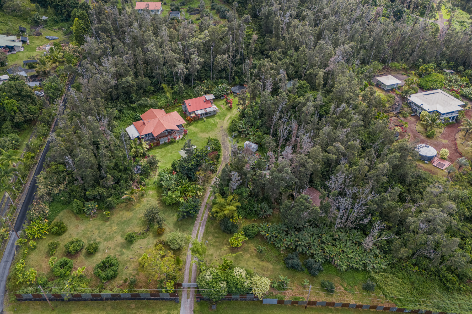 87-2500 Luana Way Captain Cook, HI 96704 - Photo 2 of 30 a view of a outdoor space
