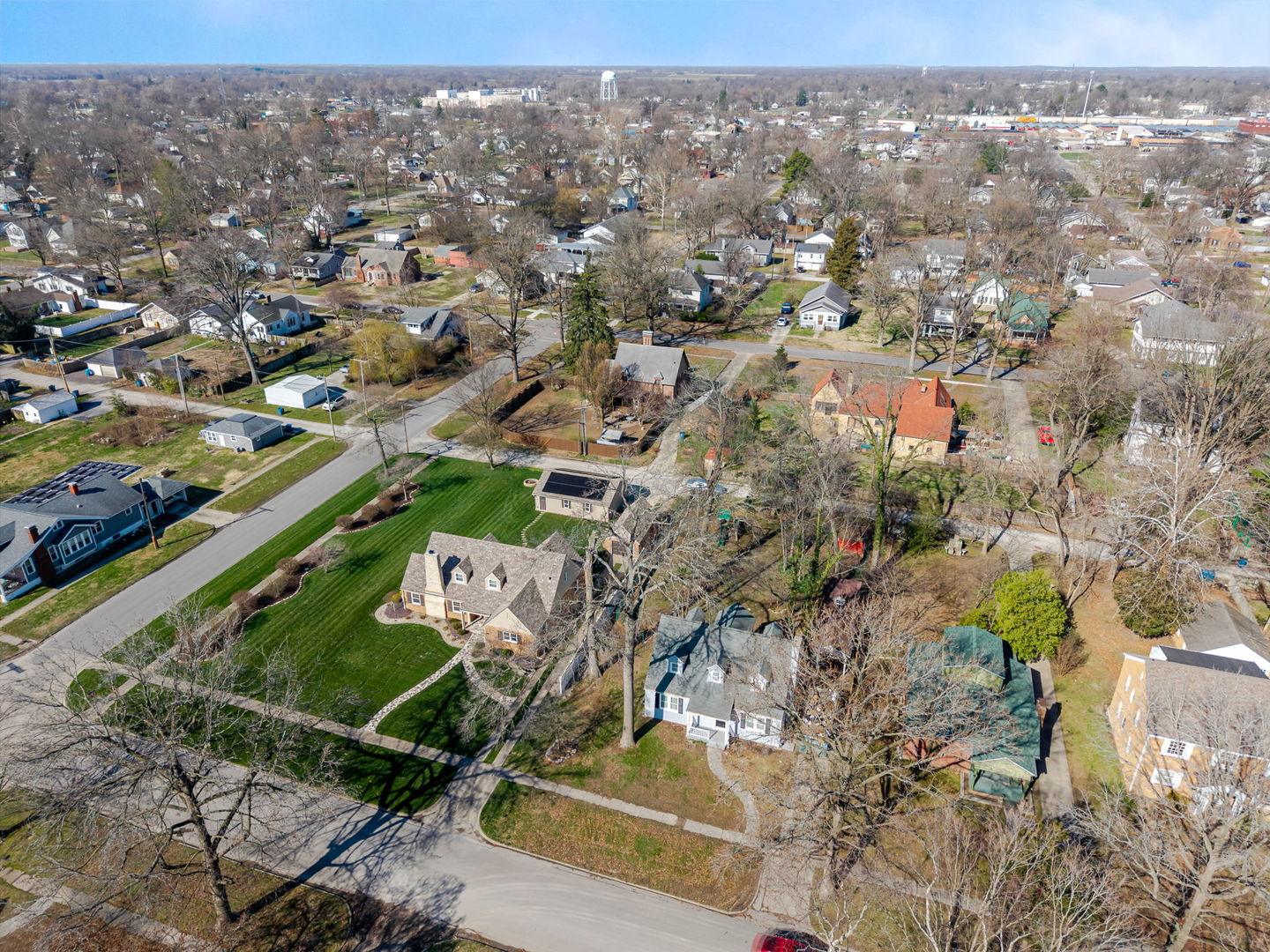 418 Cedar Street Centralia, IL 62801 - Photo 2 of 4