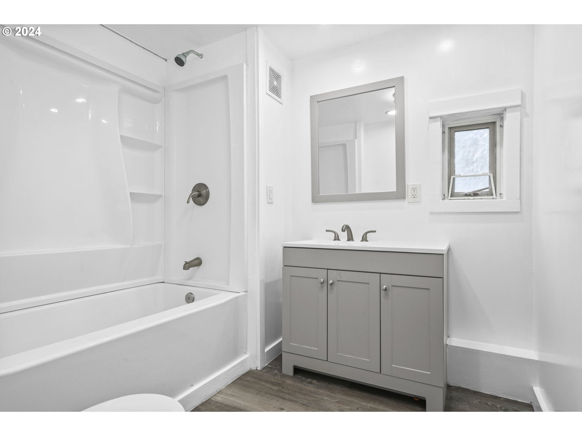 1415 South Bertelsen Road, Unit 33 Eugene, OR 97402 - Photo 14 of 19