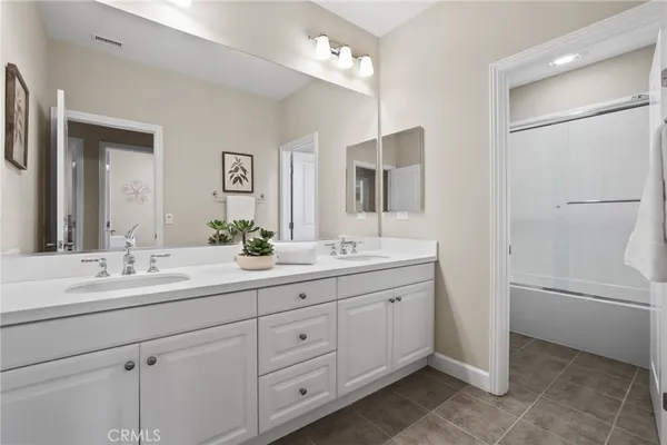 $2,398,888 | 79 Thornapple, Irvine, CA 92620