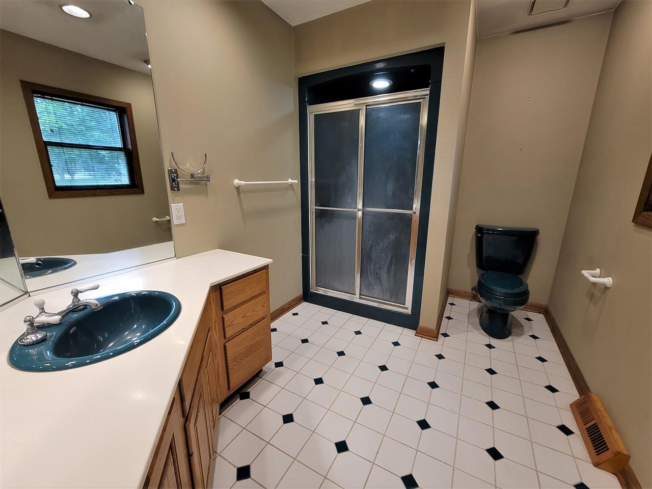8478 Vicki Road Rockford, IL 61108 - Photo 23 of 33 Gallery Image 23