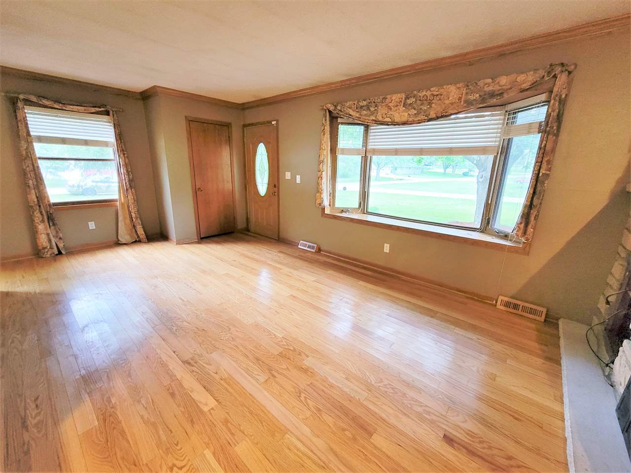 8478 Vicki Road Rockford, IL 61108 - Photo 5 of 33 Gallery Image 5