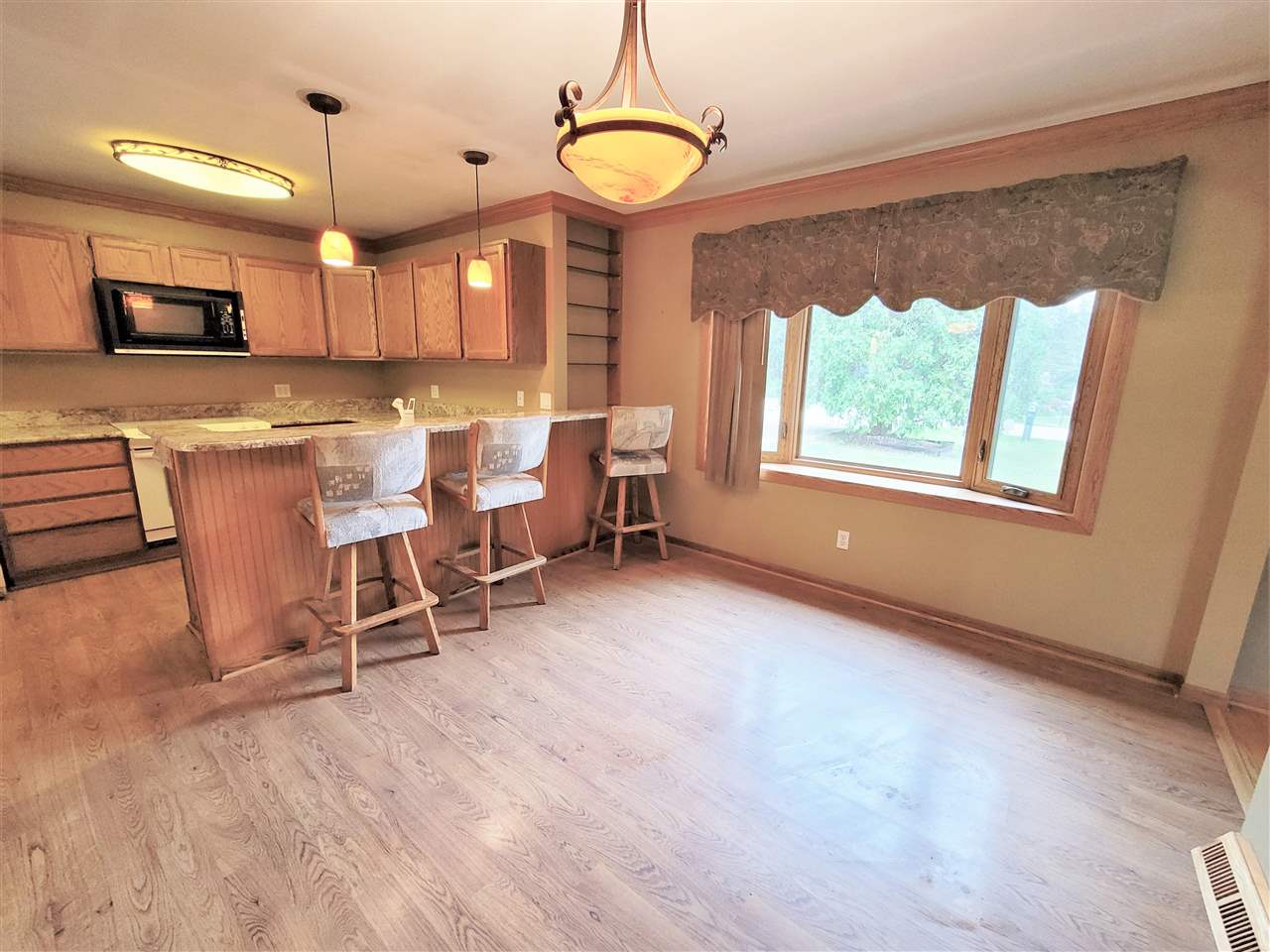 8478 Vicki Road Rockford, IL 61108 - Photo 8 of 33 Gallery Image 8