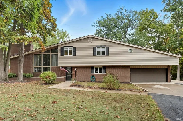$352,000 | 9204 Barbara Lane, Fort Wayne, IN 46804