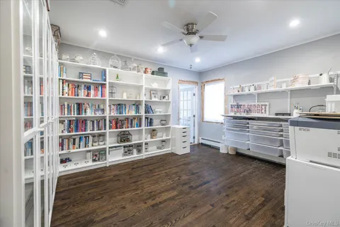 $779,000 | 406 Jefferson Street, Franklin Square, NY 11010