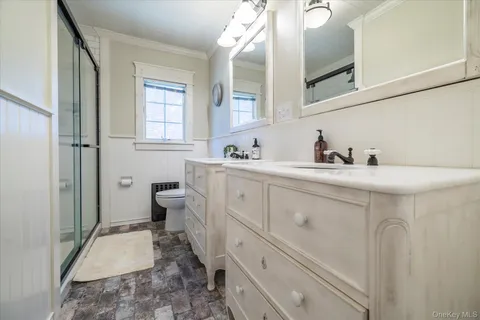 $779,000 | 406 Jefferson Street, Franklin Square, NY 11010