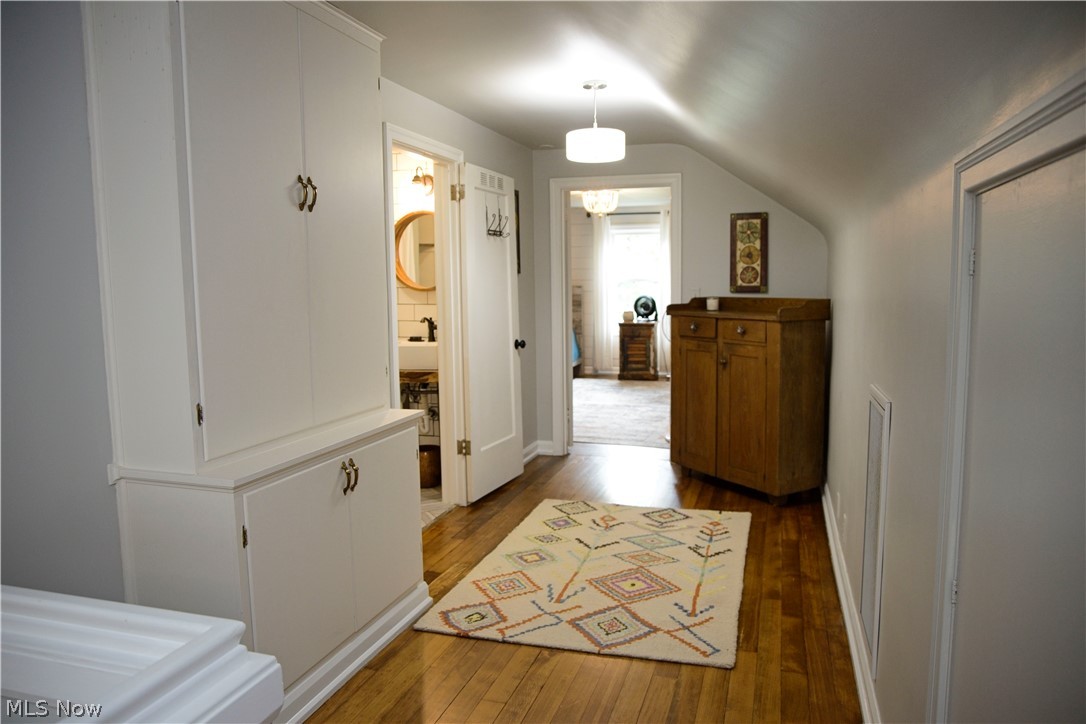 2911 Brentwood Road Northwest Canton, OH 44708 - Photo 26 of 35
