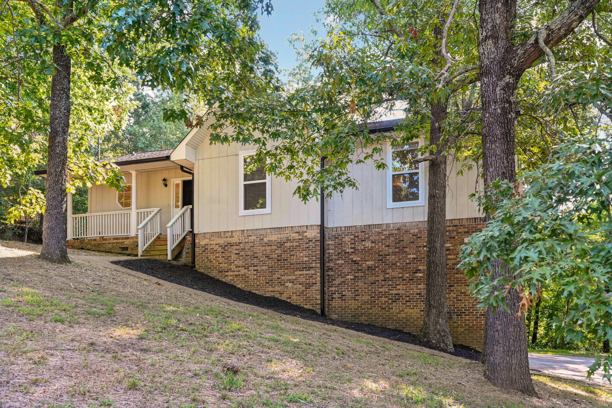 16 Fox Run Circle North Flintstone, GA 30725 - Photo 2 of 29 1-web-or-mls-DSC_3883