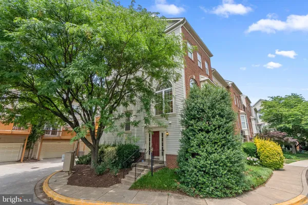 $3,195 | 15700 Winners Drive, Gaithersburg, MD 20878