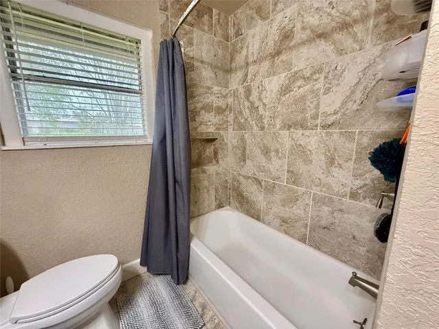 $185,000 | 111 Mimosa Street, Lake Jackson, TX 77566