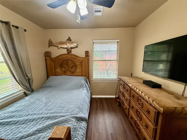 $185,000 | 111 Mimosa Street, Lake Jackson, TX 77566