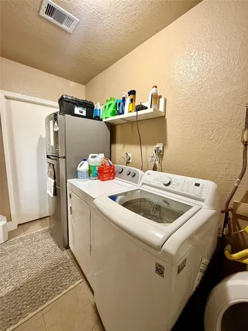 $185,000 | 111 Mimosa Street, Lake Jackson, TX 77566