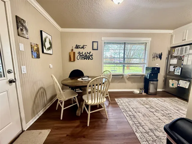 $185,000 | 111 Mimosa Street, Lake Jackson, TX 77566