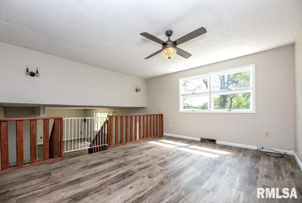 1239 Eiker Road Knoxville, IL 61448 - Photo 23 of 45 Gallery Image 23