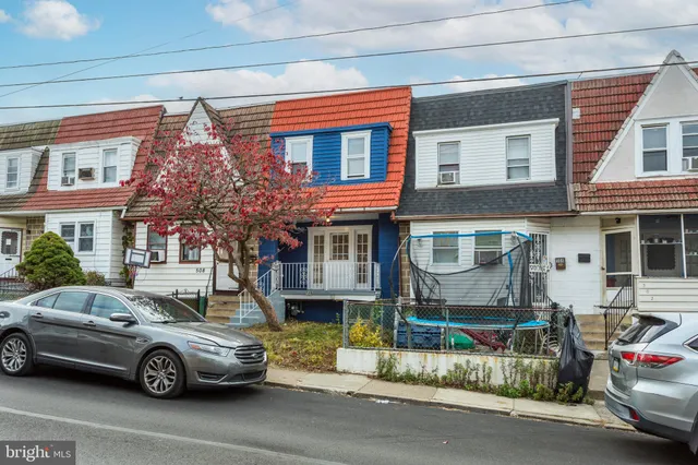$179,900 | 506 Hampden Road, Upper Darby, PA 19082