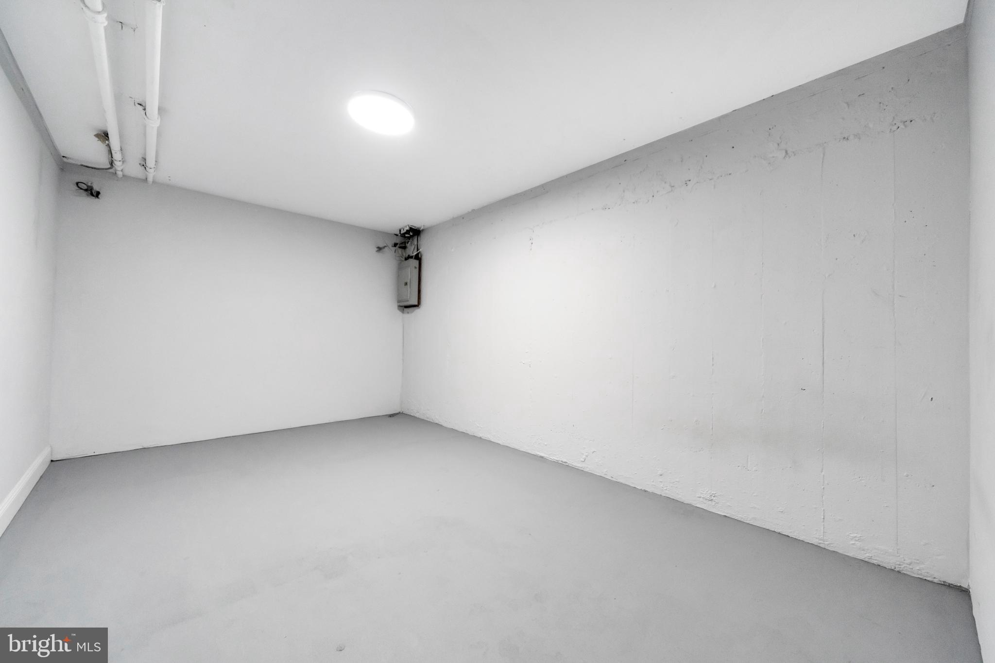 506 Hampden Road Upper Darby, PA 19082 - Photo 27 of 34