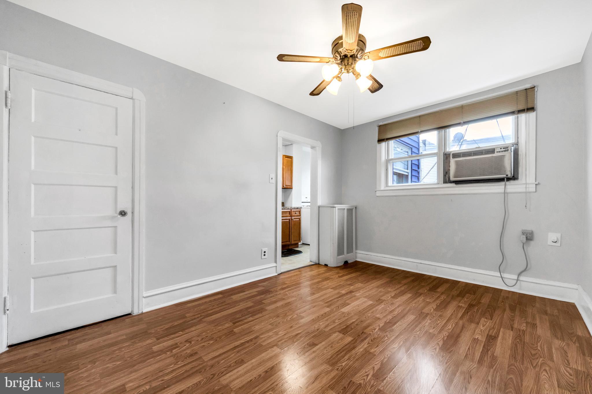 506 Hampden Road Upper Darby, PA 19082 - Photo 10 of 34