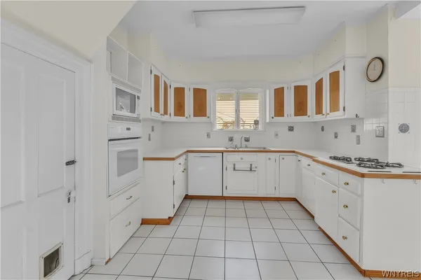 $489,900 | 41 Irving Place, Buffalo, NY 14201