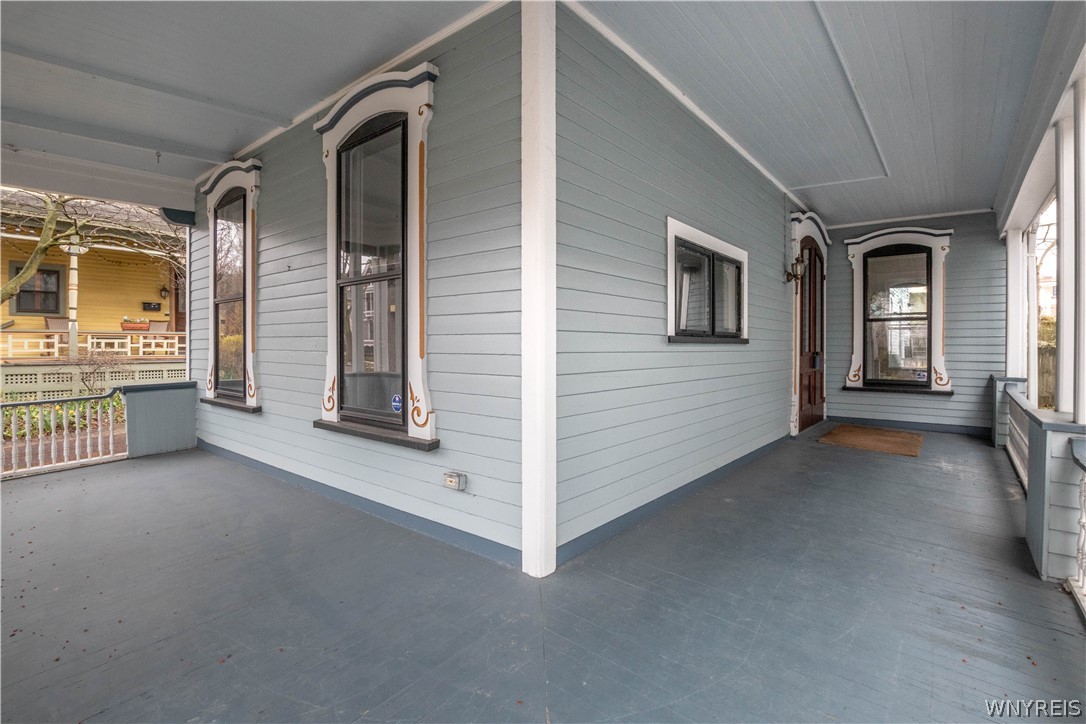 41 Irving Place Buffalo, NY 14201 - Photo 4 of 49 41 Irving - Exterior Front Porch 1