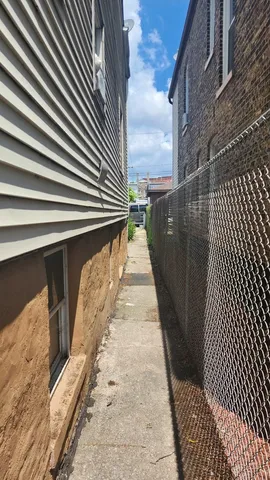 $195,000 | 5234 West 25th Place, Cicero, IL 60804