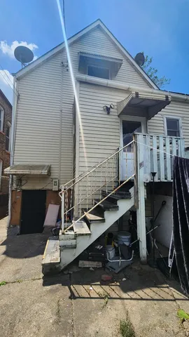 $195,000 | 5234 West 25th Place, Cicero, IL 60804