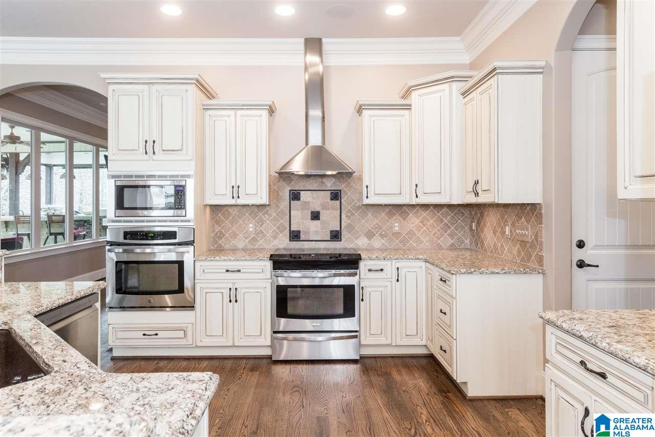 2419 Glasscott Point Birmingham, AL 35226 - Photo 18 of 50