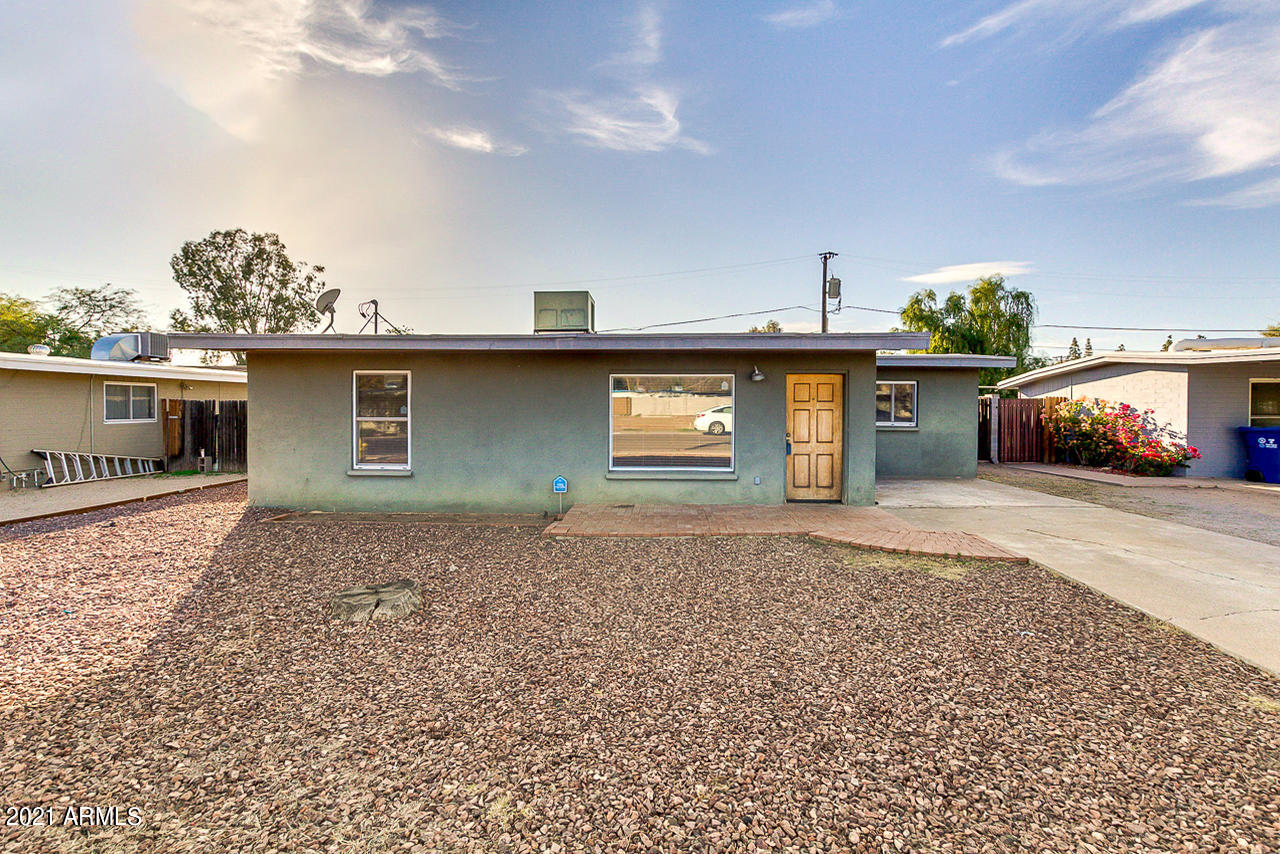 414 South Robert Road Tempe, AZ 85281 - Photo 1 of 28 01-robert